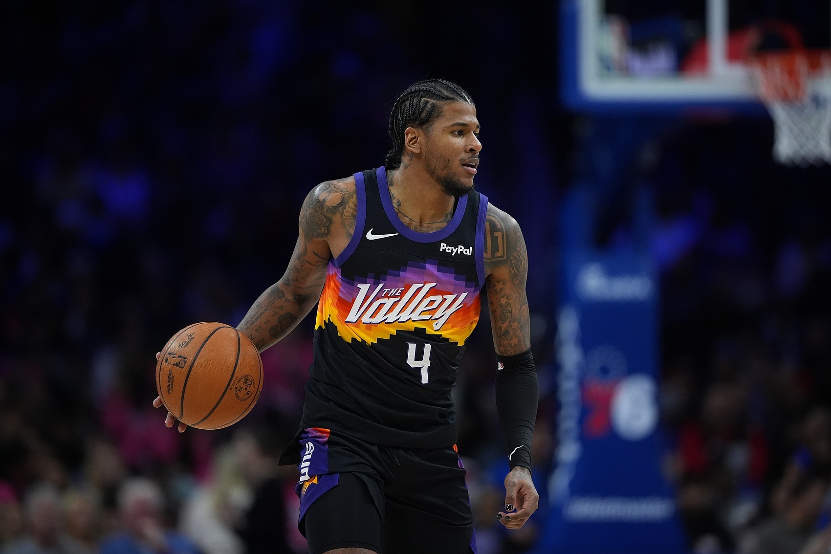 亚博体育平台-短暂复出后再次缺阵！杰伦·格林腿筋伤病以及髋部挫伤今日缺阵