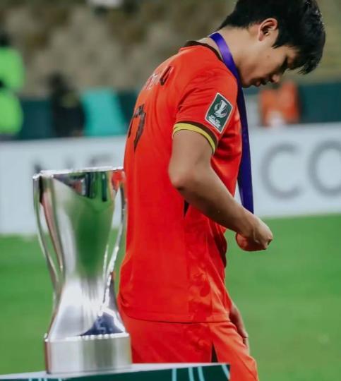 亚博体育官网-U23国足惨败日本仅一天，三大恶心情况发生，贺炜说了句公道话